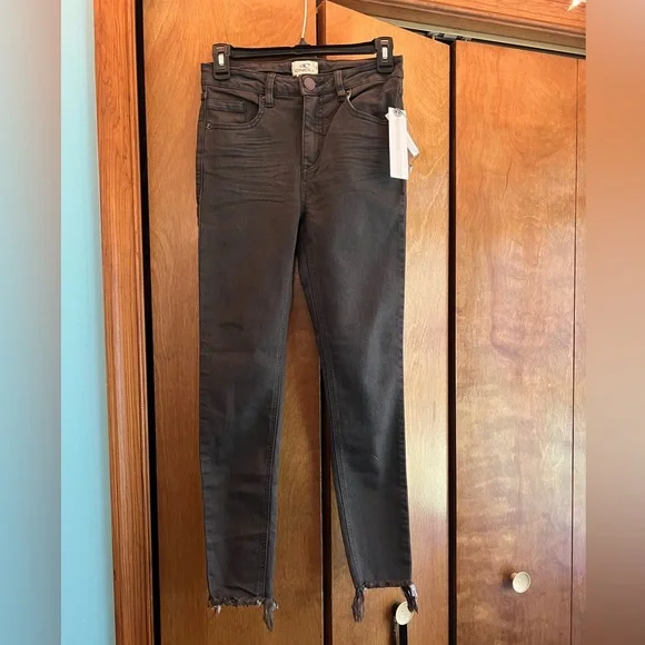 New Never Worn O’Neill Jeans - Picture 1 of 6